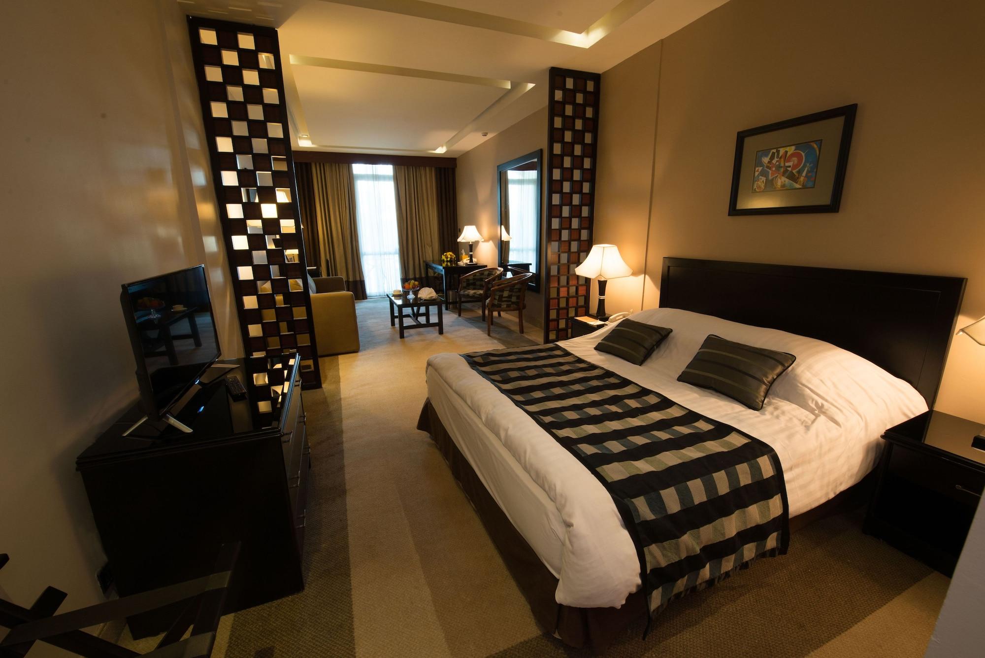 Century Park Hotel Амман Екстер'єр фото