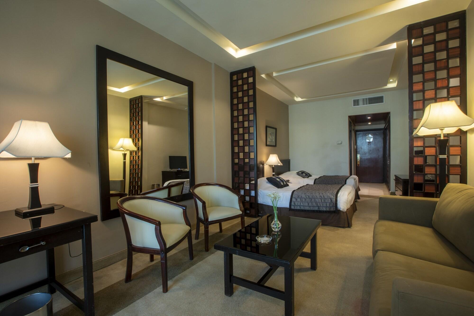 Century Park Hotel Амман Екстер'єр фото