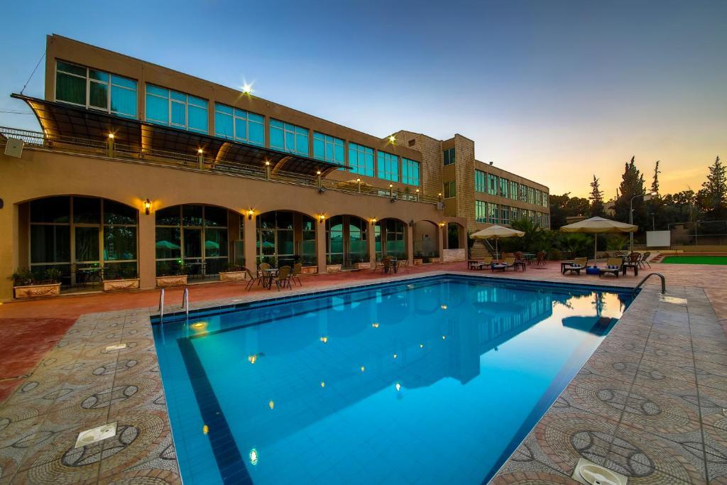 Century Park Hotel Амман Екстер'єр фото