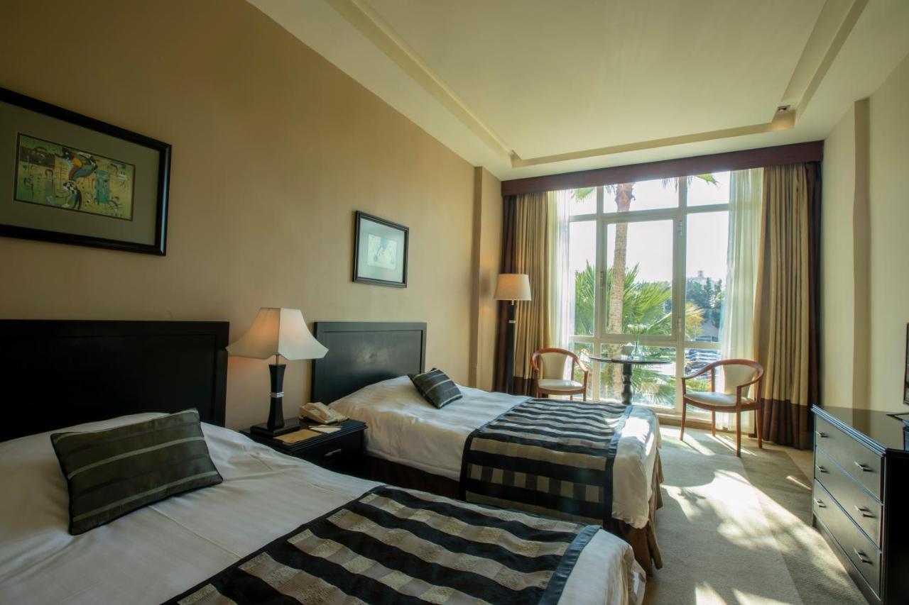 Century Park Hotel Амман Екстер'єр фото
