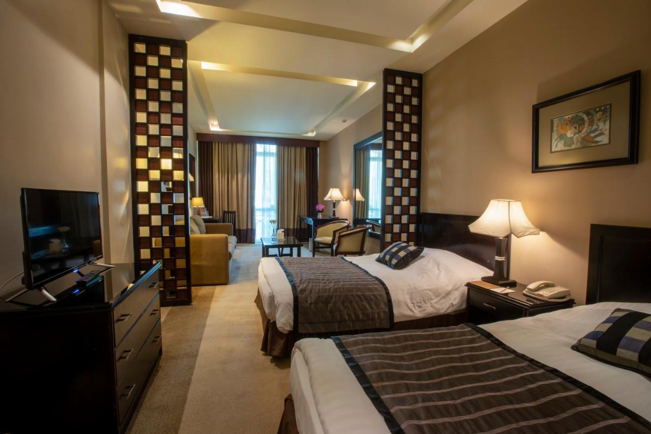 Century Park Hotel Амман Екстер'єр фото
